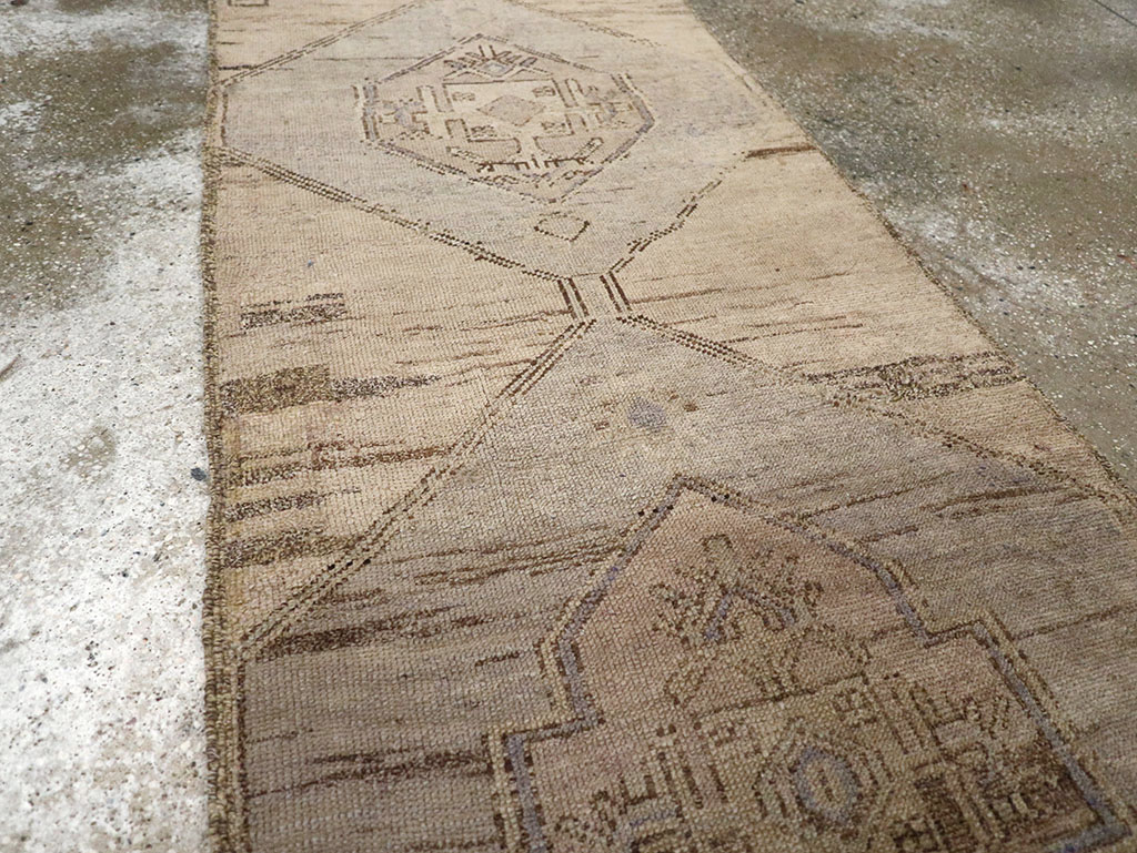 Vintage Turkish Anatolian Runner, No.32993 - Staging