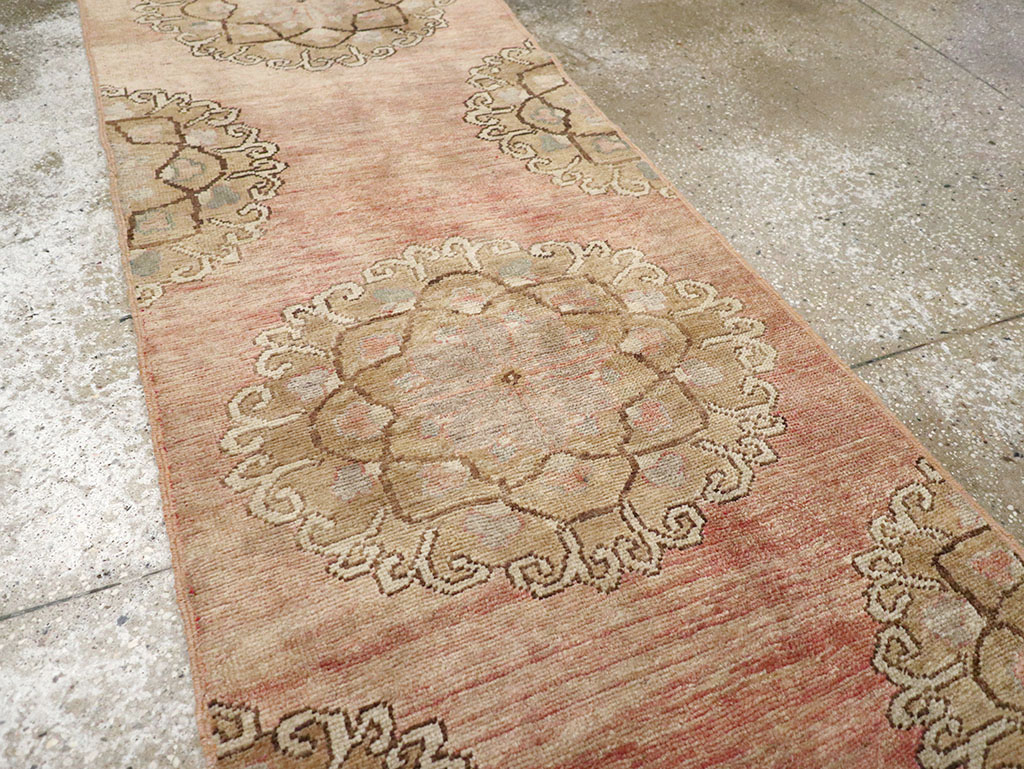 Vintage Turkish Anatolian Runner, No.32994 - Staging