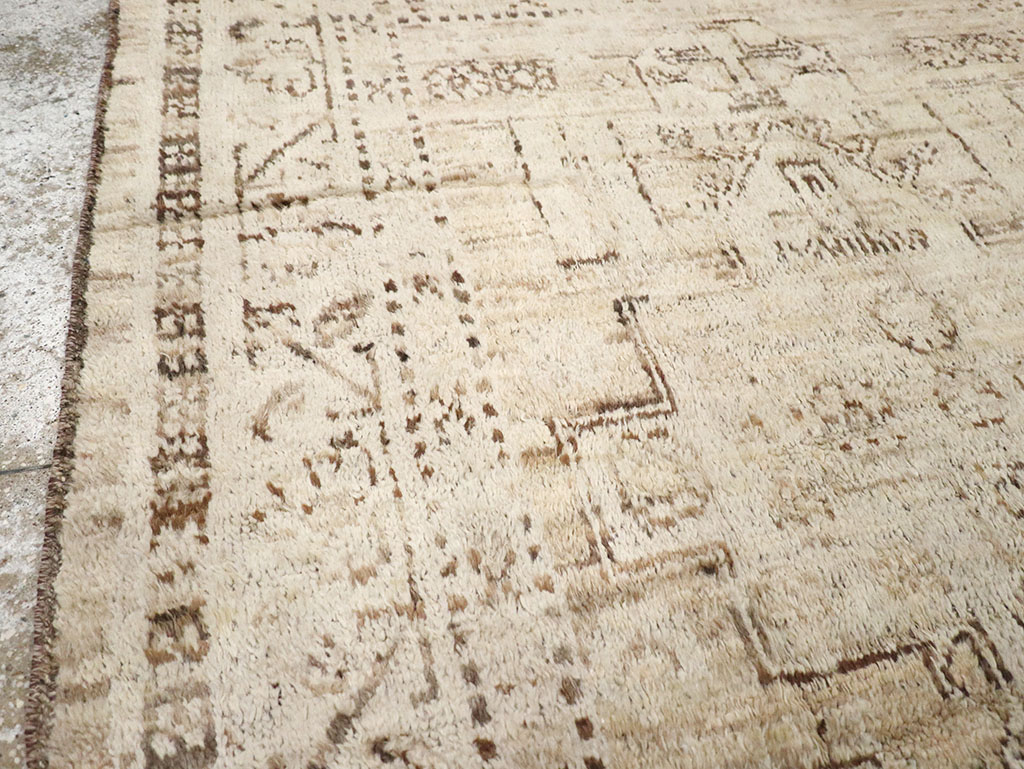 Modern Persian Gabbeh Accent Rug, No.32996 - Staging