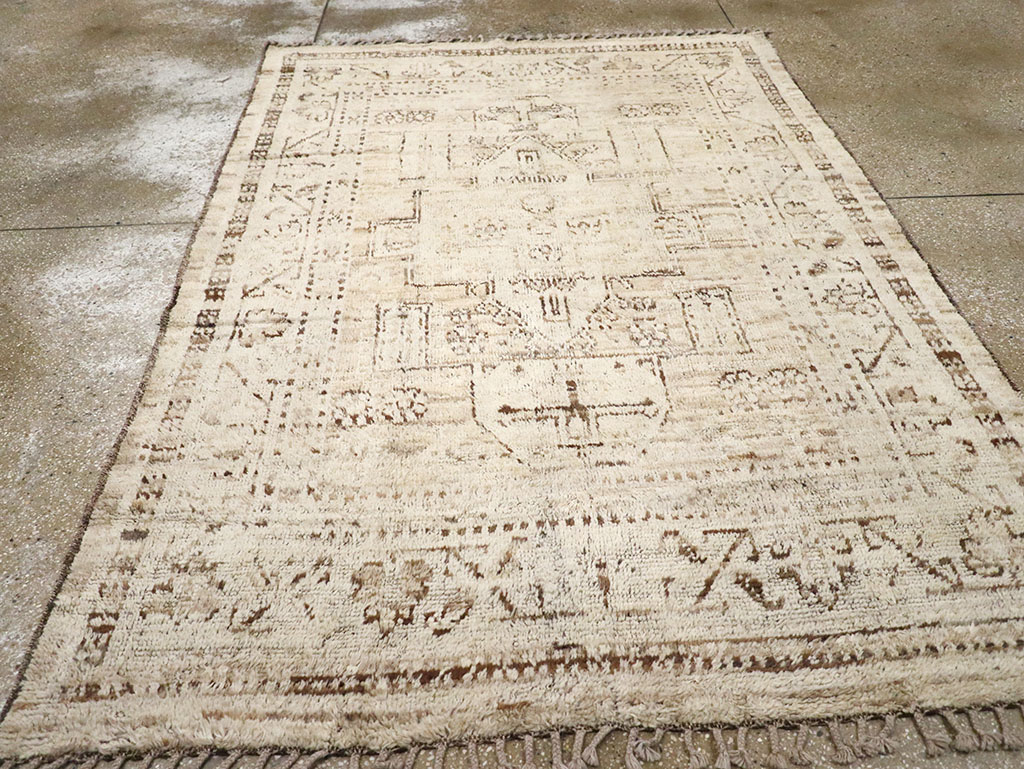 Modern Persian Gabbeh Accent Rug, No.32996 - Staging
