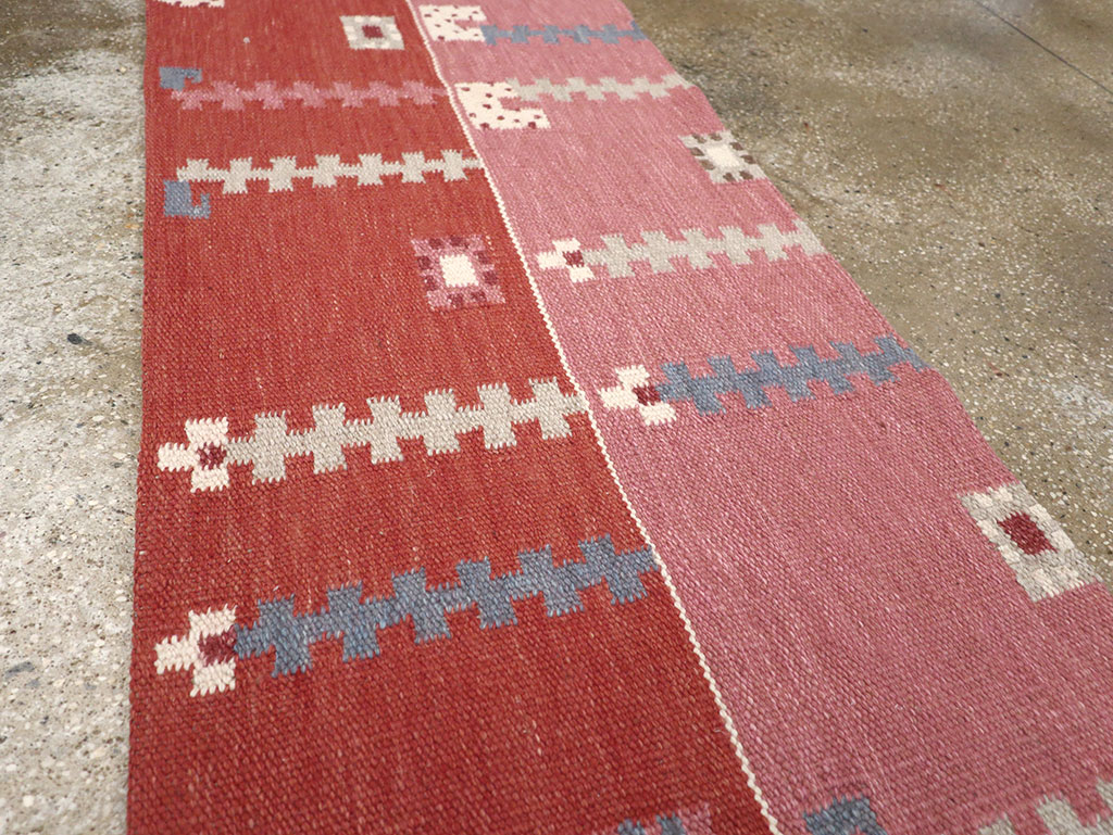 Modern Turkish Flatweave Kilim Runner, No.33000 - Staging