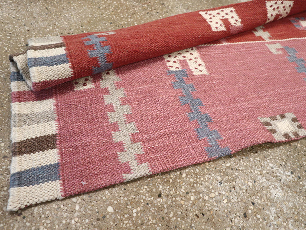 Modern Turkish Flatweave Kilim Runner, No.33000 - Staging
