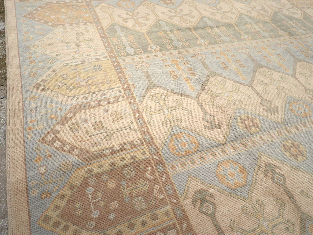 Modern Turkish Anatolian Room Size Carpet, No.33009 - Staging