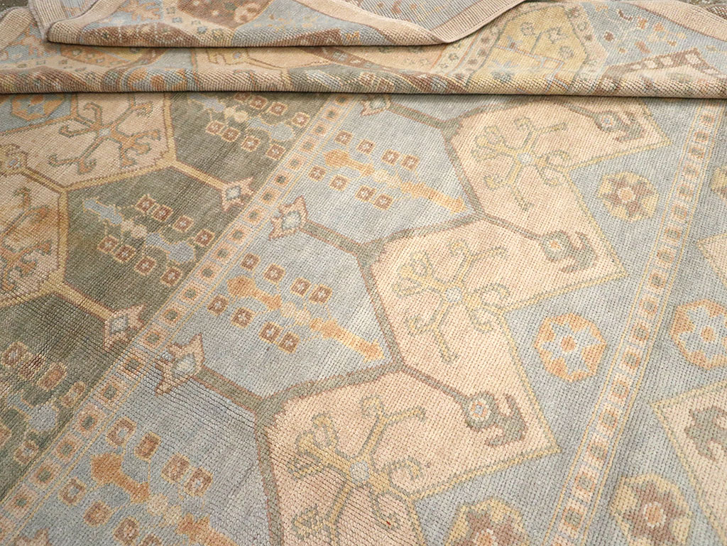 Modern Turkish Anatolian Room Size Carpet, No.33009 - Staging