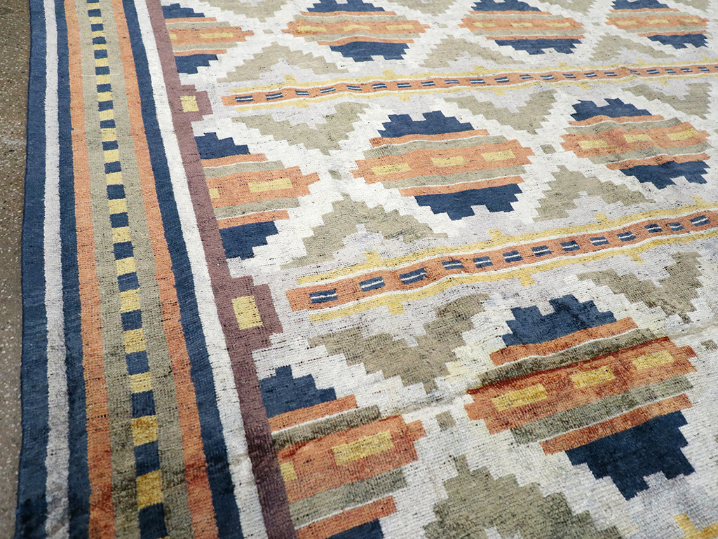 Modern East Turkestan Silk Khotan Room Size Carpet, No.33013 - Staging