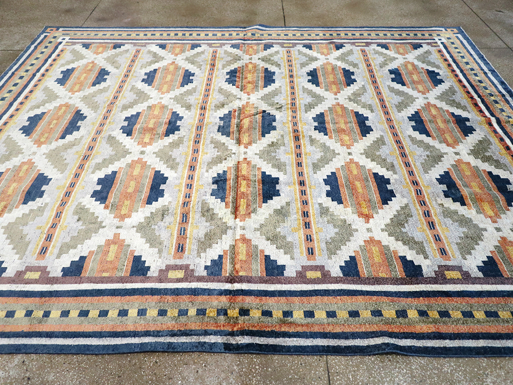 Modern East Turkestan Silk Khotan Room Size Carpet, No.33013 - Staging