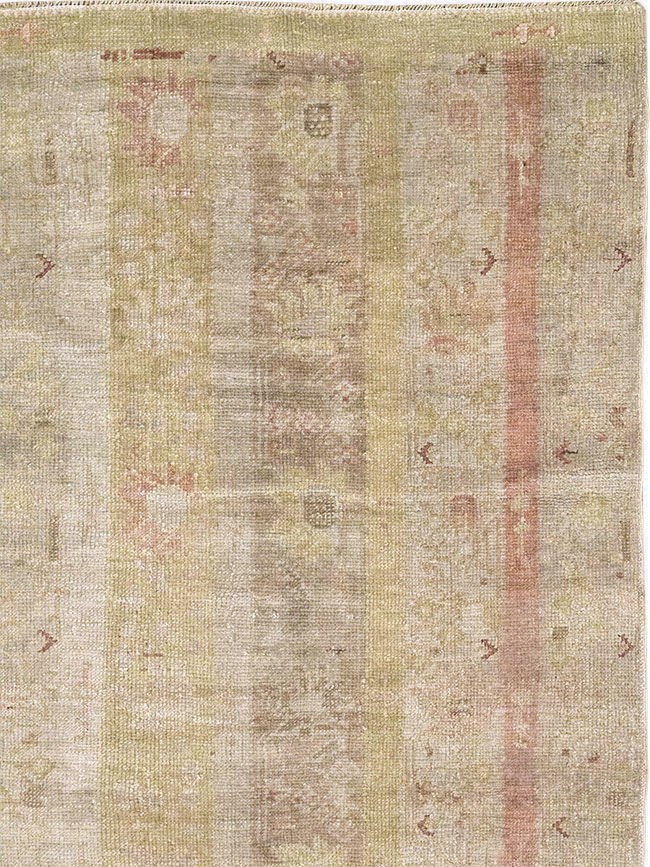 Antique Turkish Ghiordes Room Size Carpet, No.33020 - Staging