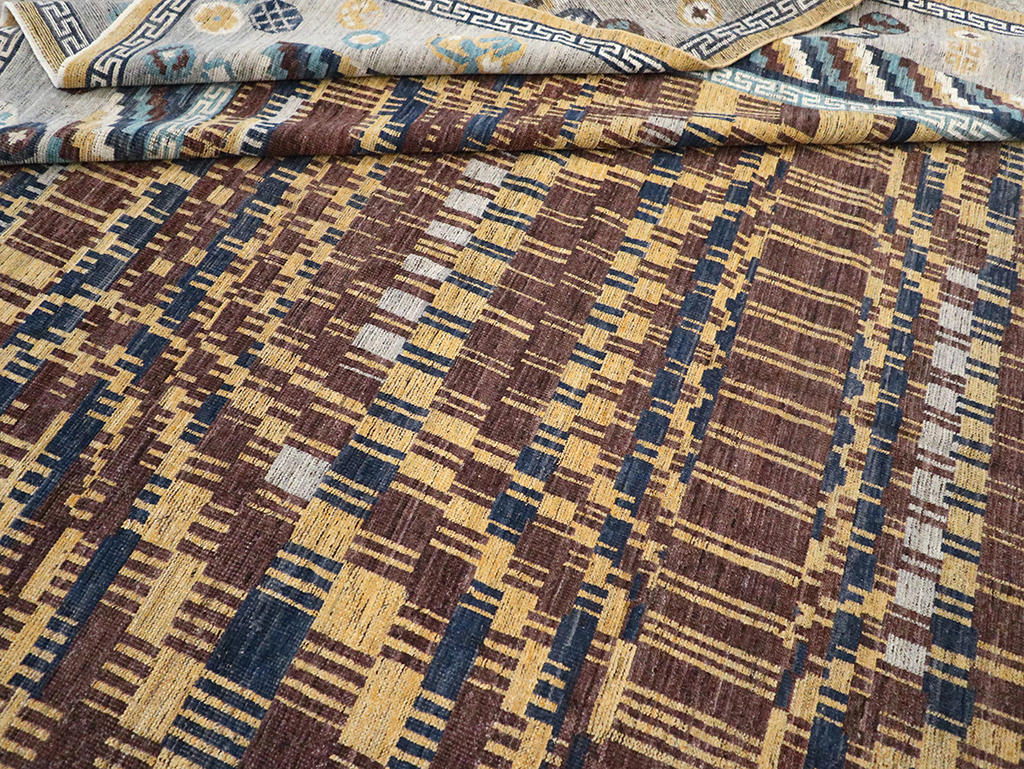 Modern East Turkestan Khotan Room Size Carpet, No.33034 - Staging