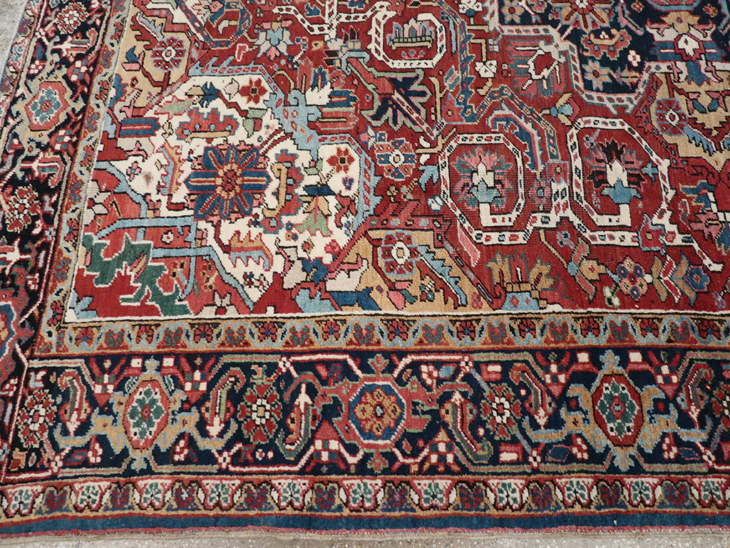 Vintage Persian Heriz Room Size Carpet, No.33042 - Staging