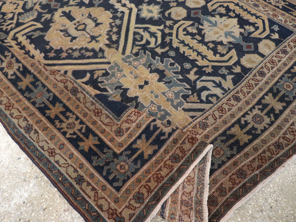 Vintage Indian Lahore Accent Rug, No.33046 - Staging