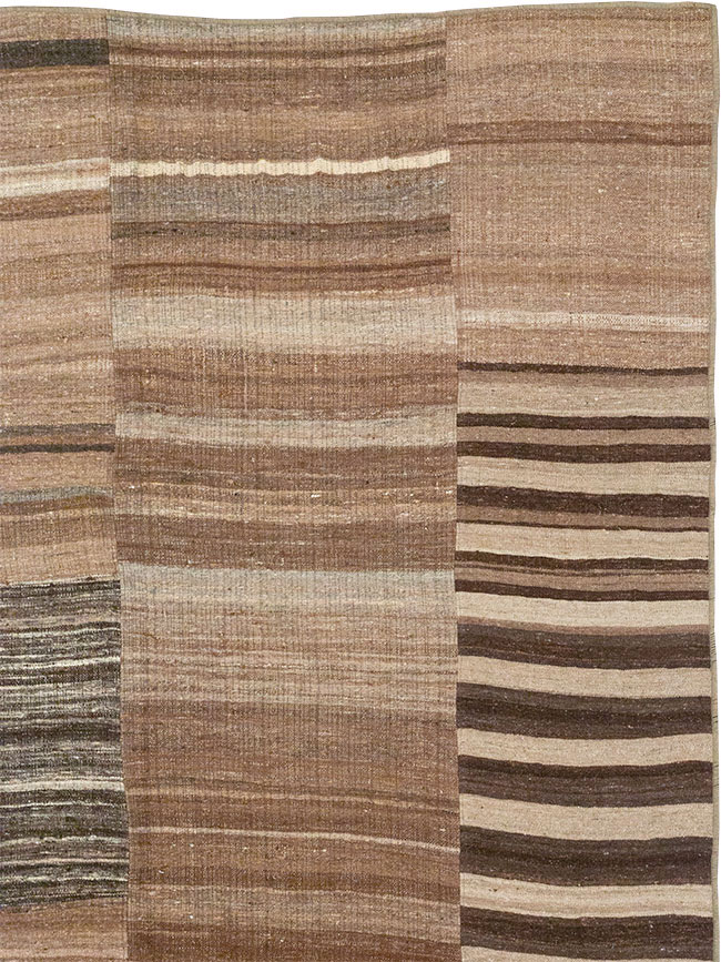 Vintage Turkish Flatweave Kilim Room Size Carpet, No.33067 - Staging