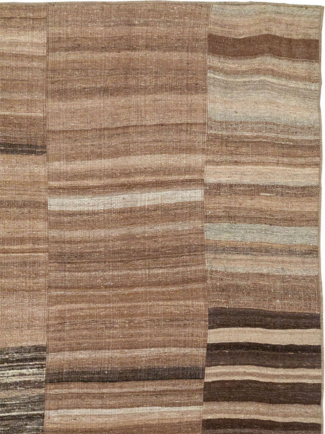 Vintage Turkish Flatweave Kilim Room Size Carpet, No.33067 - Staging