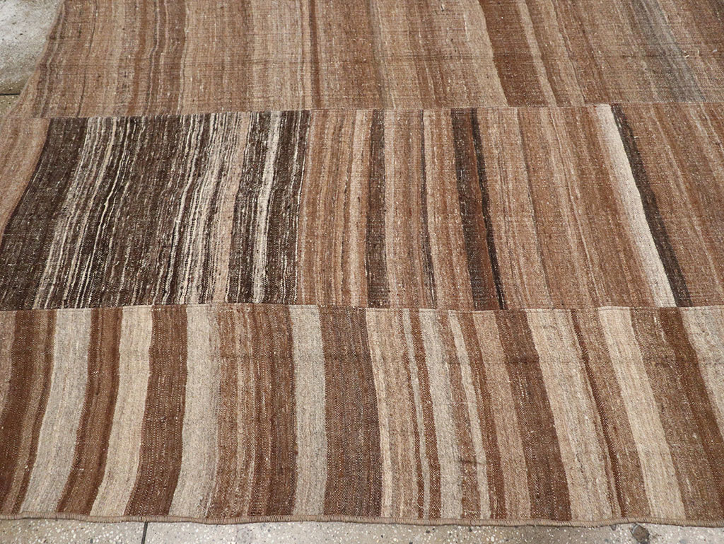 Vintage Turkish Flatweave Kilim Room Size Carpet, No.33067 - Staging