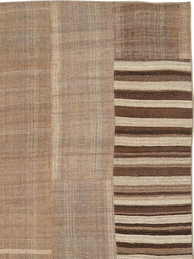 Vintage Turkish Flatweave Kilim Room Size Carpet, No.33068 - Staging