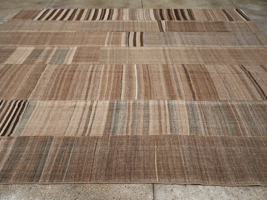 Vintage Turkish Flatweave Kilim Room Size Carpet, No.33068 - Staging