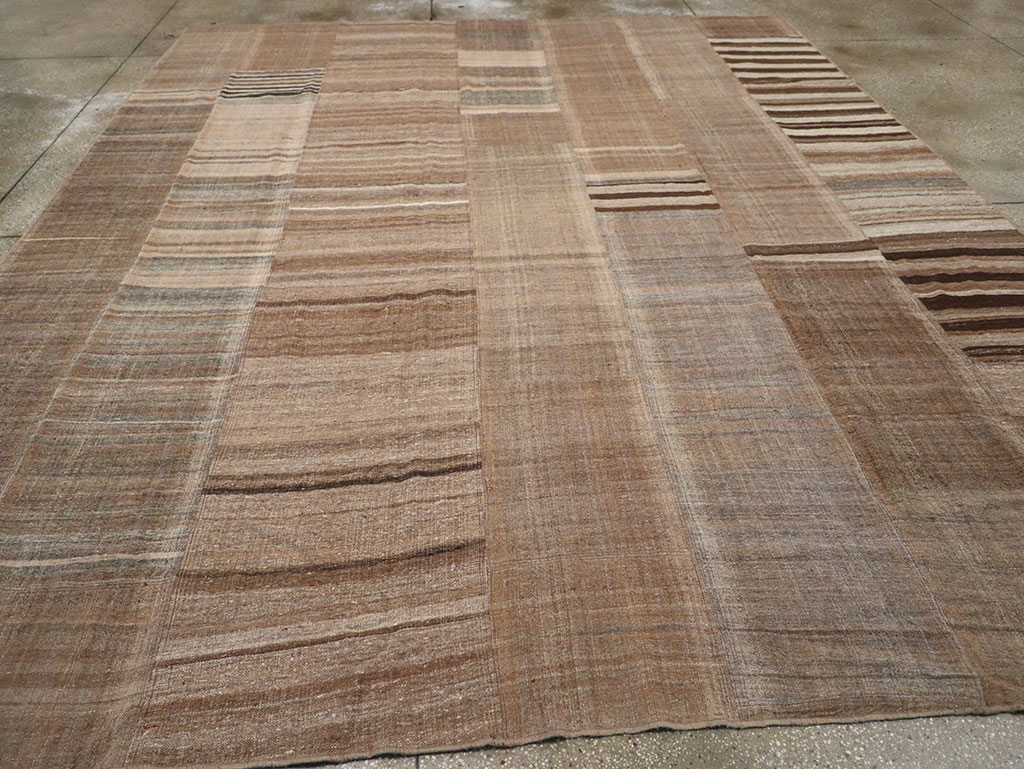 Vintage Turkish Flatweave Kilim Room Size Carpet, No.33068 - Staging