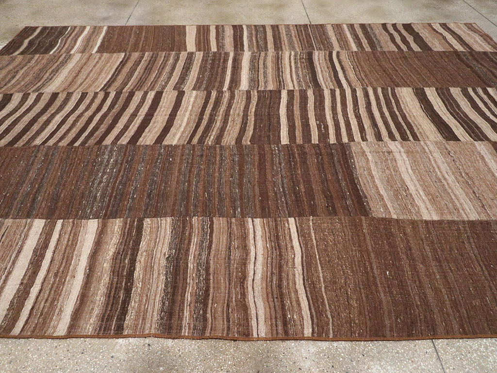 Vintage Turkish Flatweave Kilim Room Size Carpet, No.33069 - Staging