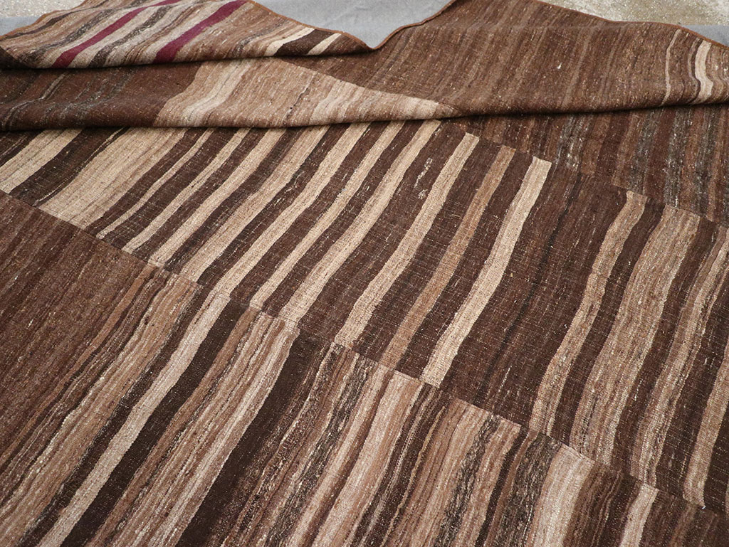 Vintage Turkish Flatweave Kilim Room Size Carpet, No.33069 - Staging