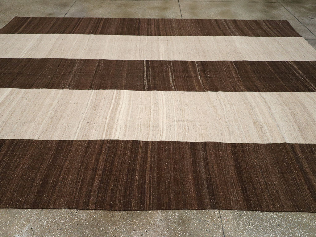 Vintage Turkish Flatweave Kilim Room Size Carpet, No.33070 - Staging