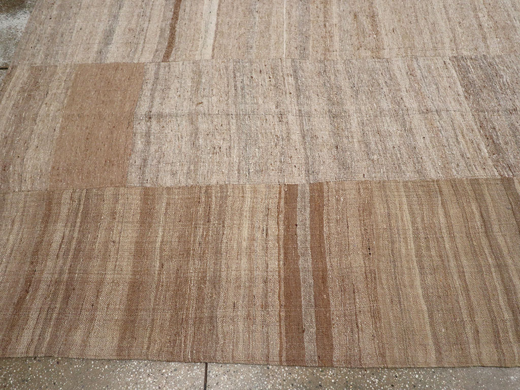 Vintage Turkish Flatweave Kilim Room Size Carpet, No.33074 - Staging