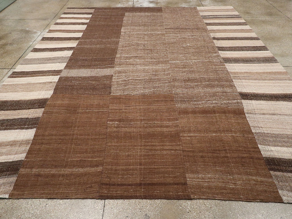 Vintage Turkish Flatweave Kilim Room Size Carpet, No.33076 - Staging