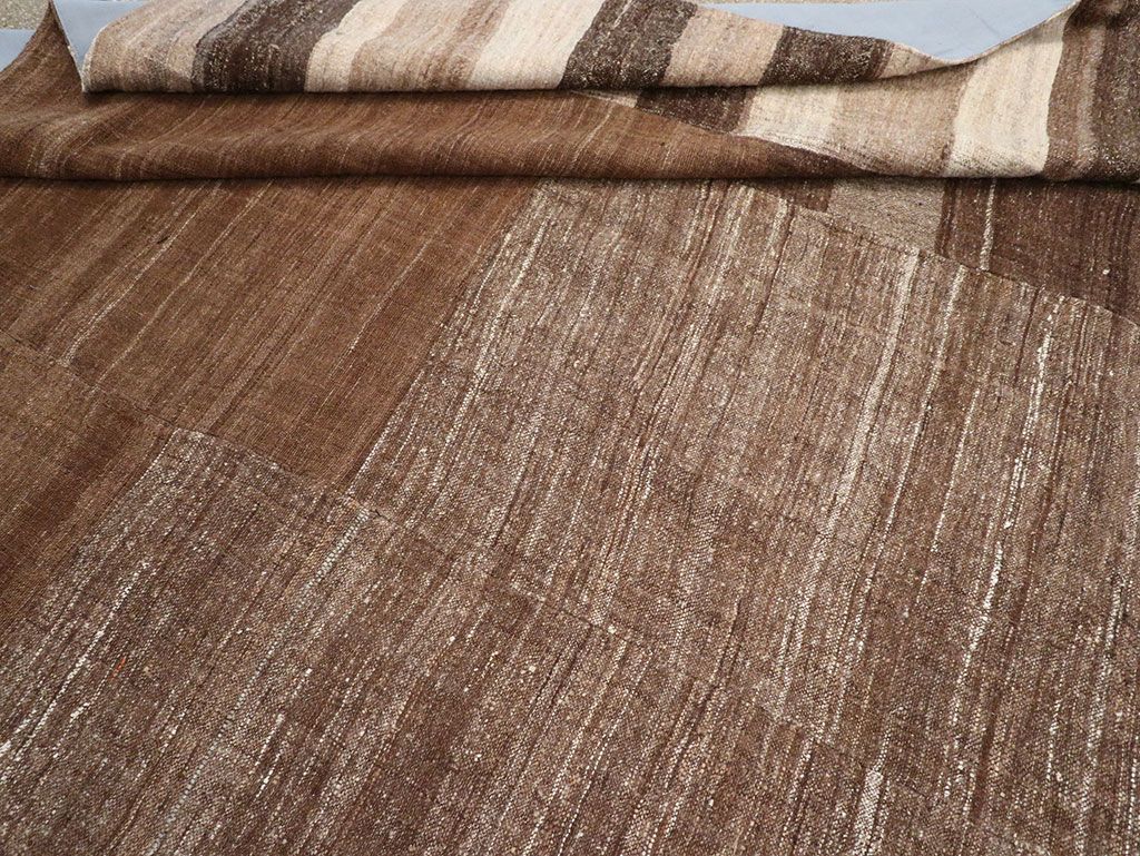 Vintage Turkish Flatweave Kilim Room Size Carpet, No.33076 - Staging