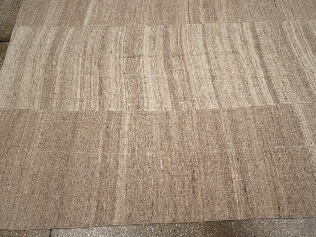 Vintage Turkish Flatweave Kilim Room Size Carpet, No.33077 - Staging