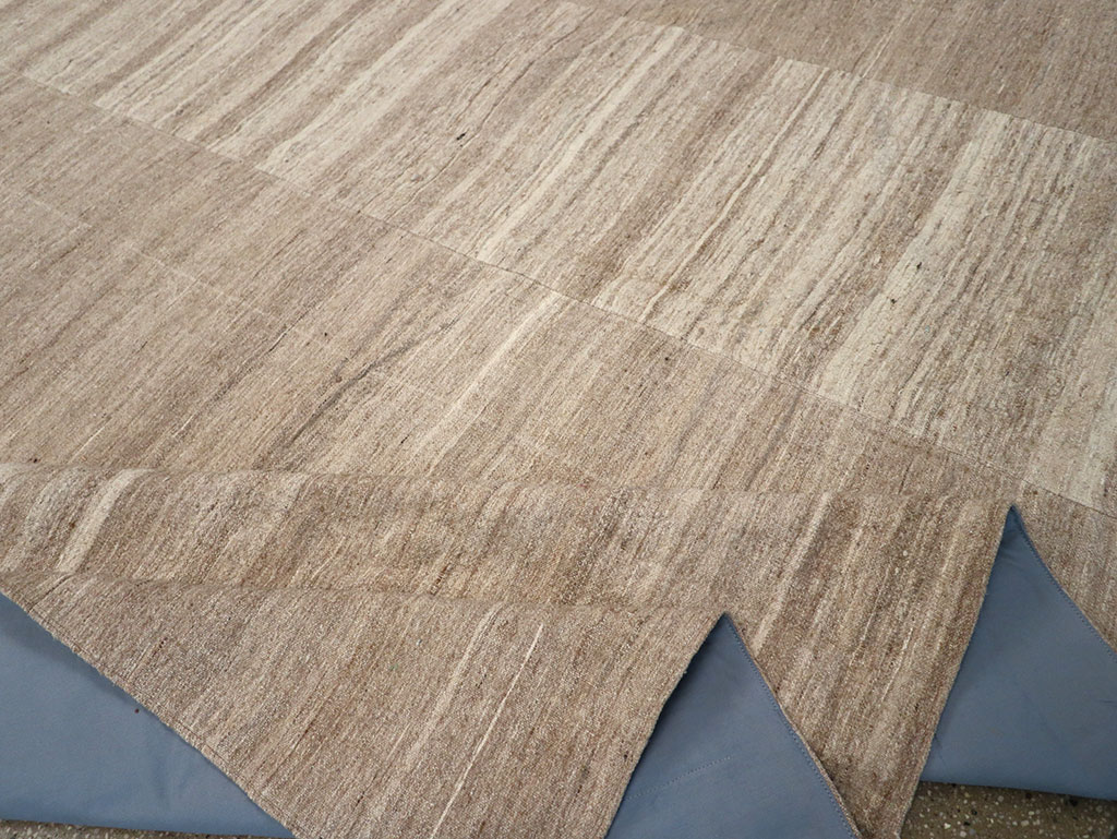 Vintage Turkish Flatweave Kilim Room Size Carpet, No.33077 - Staging