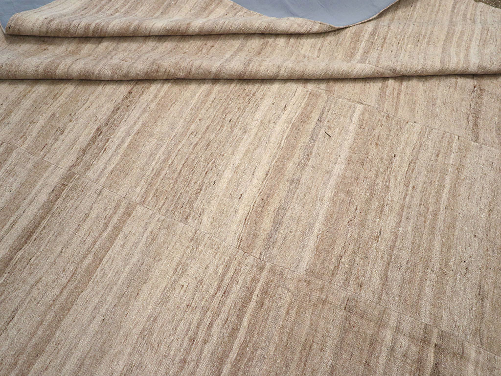 Vintage Turkish Flatweave Kilim Room Size Carpet, No.33079 - Staging