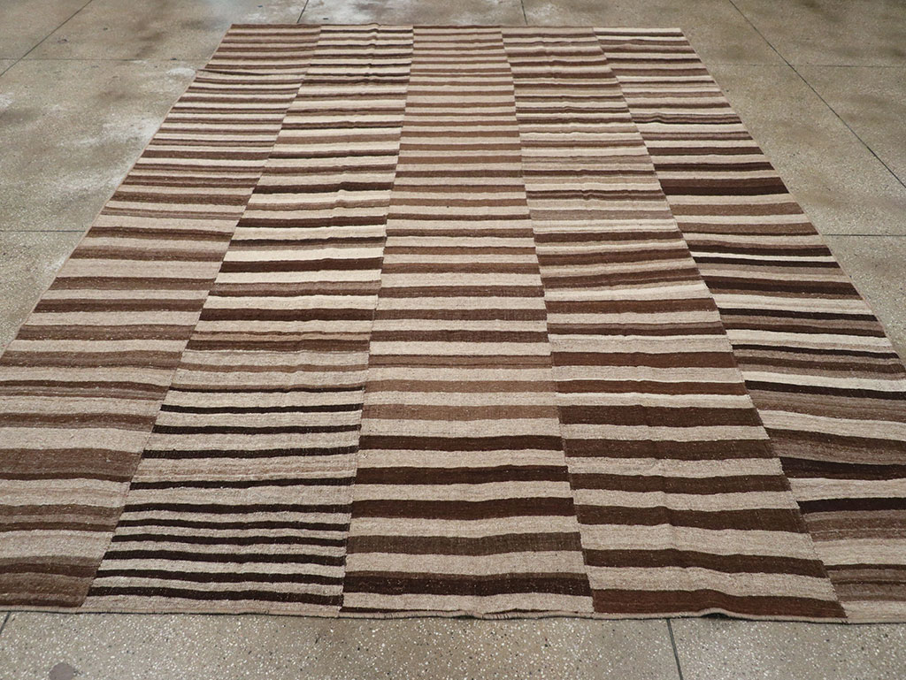 Vintage Turkish Flatweave Kilim Room Size Carpet, No.33085 - Staging