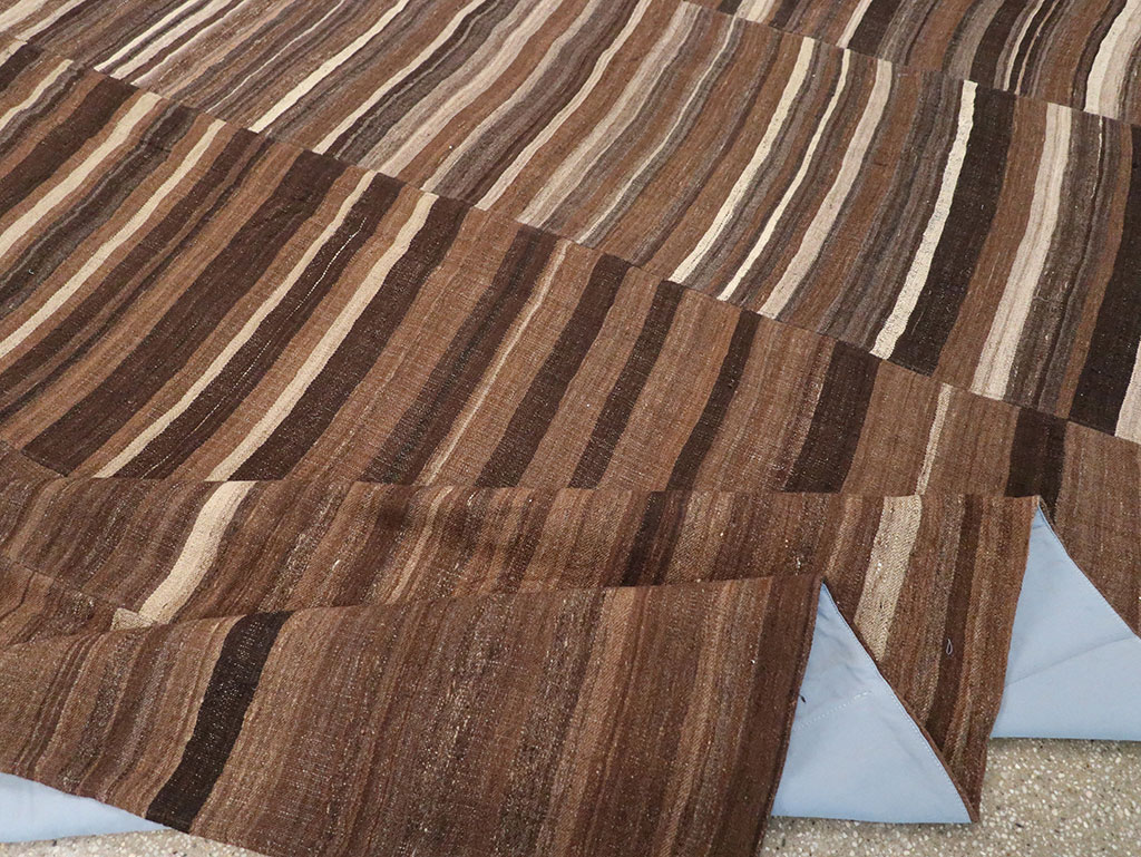 Vintage Turkish Flatweave Kilim Room Size Carpet, No.33089 - Staging