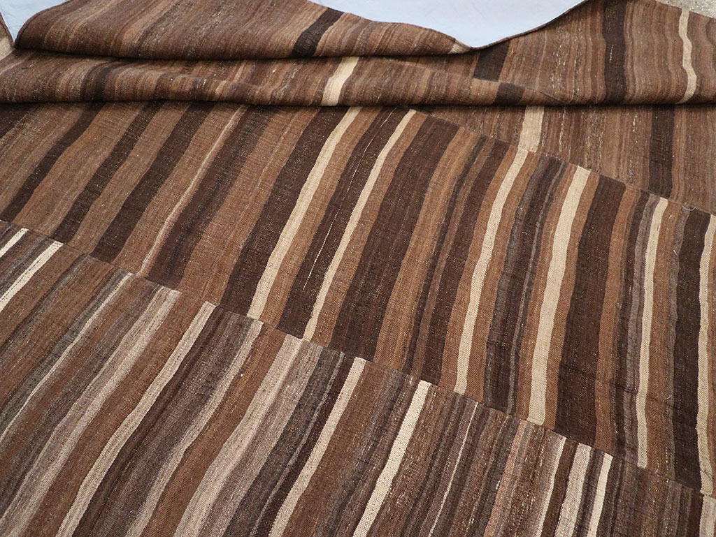 Vintage Turkish Flatweave Kilim Room Size Carpet, No.33089 - Staging