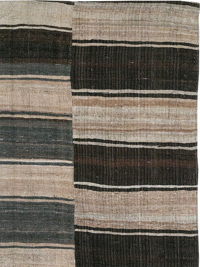 Vintage Turkish Flatweave Kilim Accent Rug, No.33091 - Staging