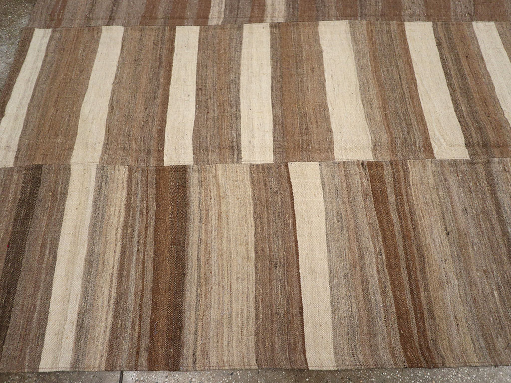 Vintage Turkish Flatweave Kilim Room Size Carpet, No.33092 - Staging