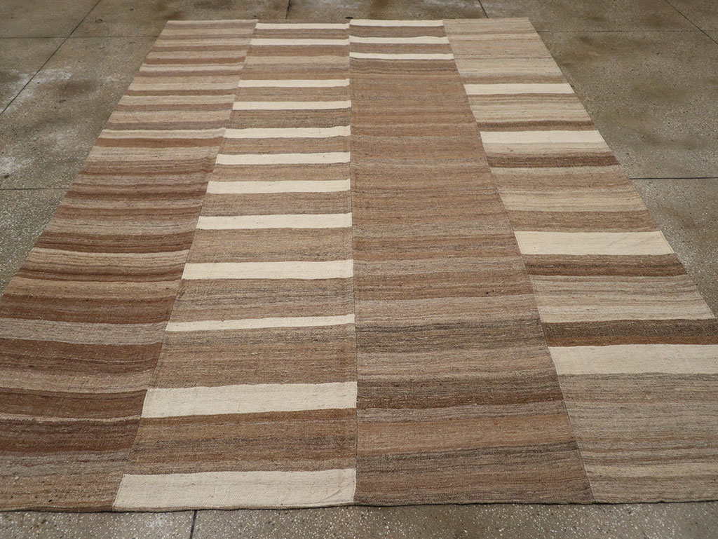 Vintage Turkish Flatweave Kilim Room Size Carpet, No.33093 - Staging