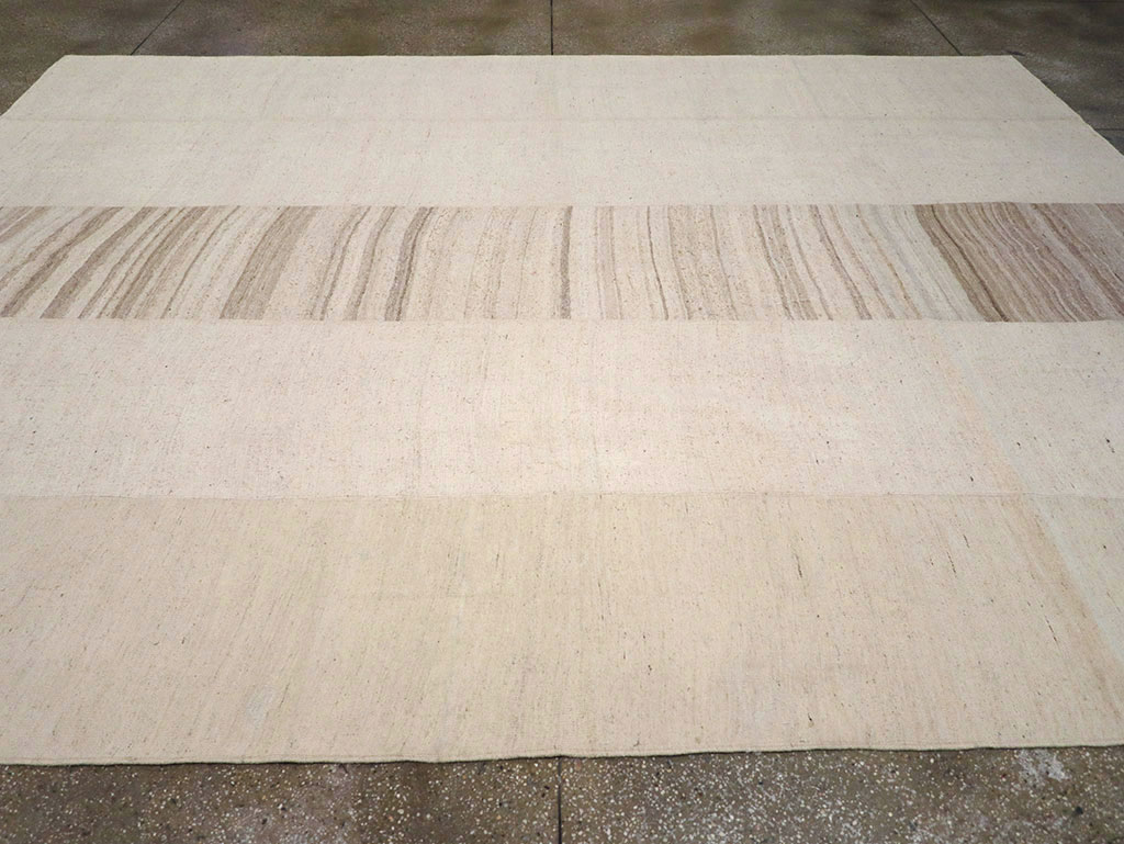 Vintage Turkish Flatweave Kilim Room Size Carpet, No.33096 - Staging