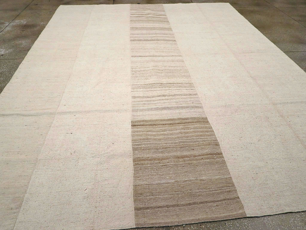 Vintage Turkish Flatweave Kilim Room Size Carpet, No.33096 - Staging