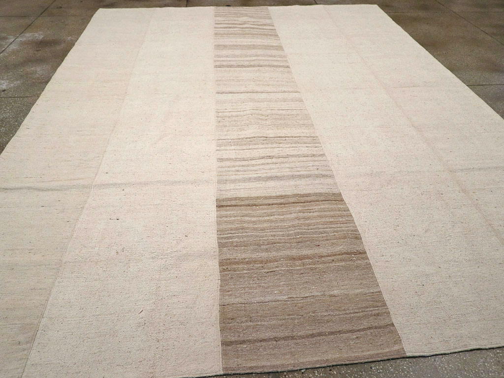 Vintage Turkish Flatweave Kilim Room Size Carpet, No.33096 - Staging