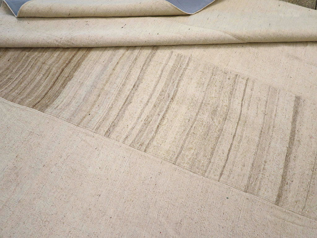 Vintage Turkish Flatweave Kilim Room Size Carpet, No.33096 - Staging