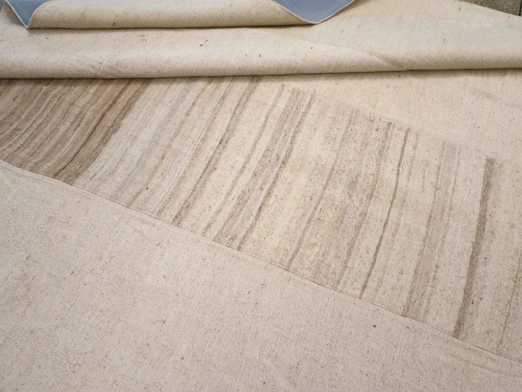 Vintage Turkish Flatweave Kilim Room Size Carpet, No.33096 - Staging