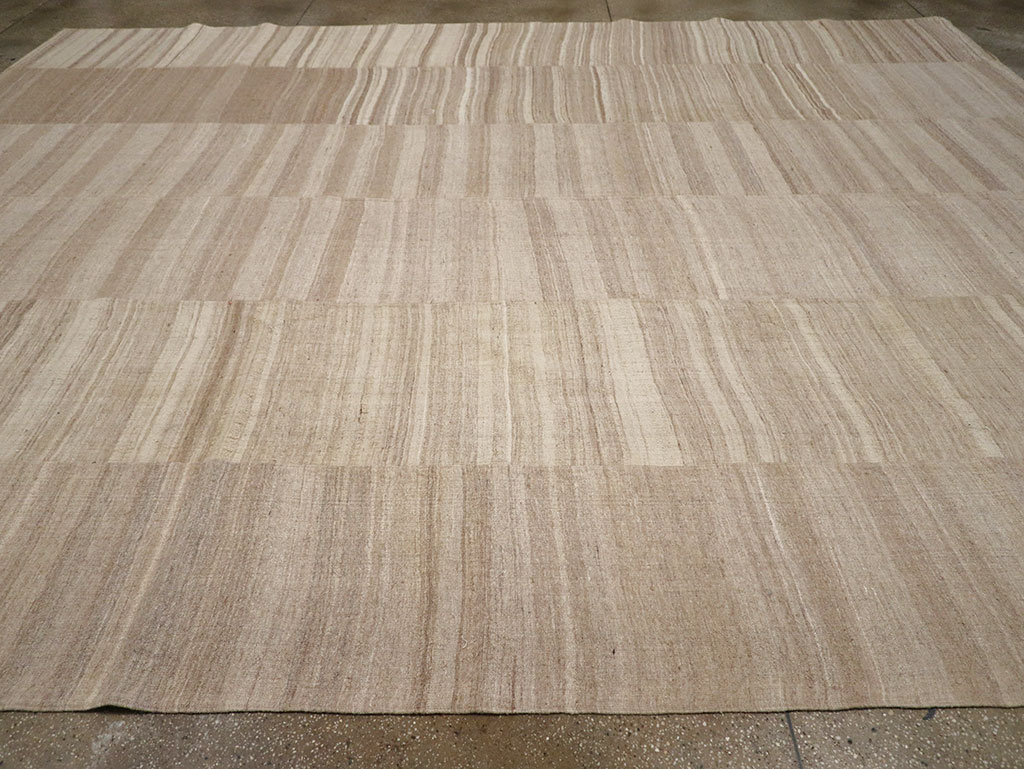 Vintage Turkish Flatweave Kilim Large Room Size Carpet, No.33097 - Staging