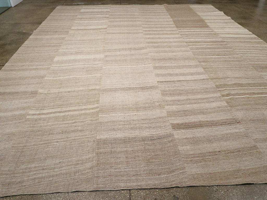 Vintage Turkish Flatweave Kilim Large Room Size Carpet, No.33097 - Staging