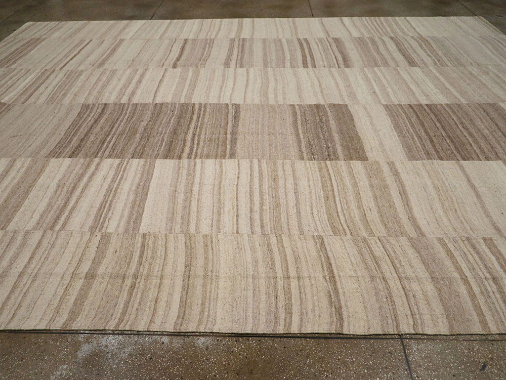 Vintage Turkish Flatweave Kilim Large Room Size Carpet, No.33098 - Staging