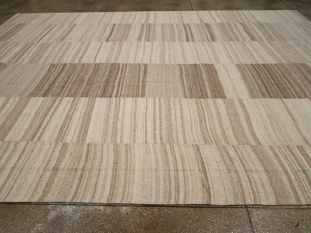 Vintage Turkish Flatweave Kilim Large Room Size Carpet, No.33098 - Staging