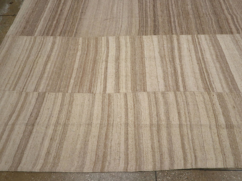 Vintage Turkish Flatweave Kilim Large Room Size Carpet, No.33098 - Staging