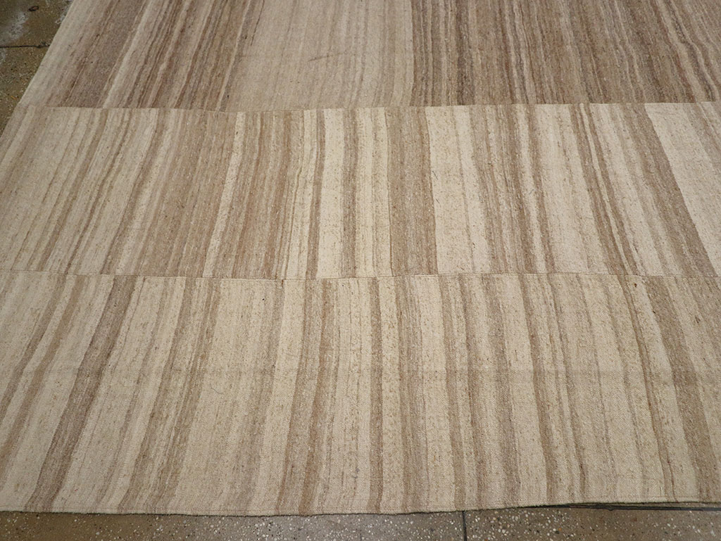 Vintage Turkish Flatweave Kilim Large Room Size Carpet, No.33098 - Staging