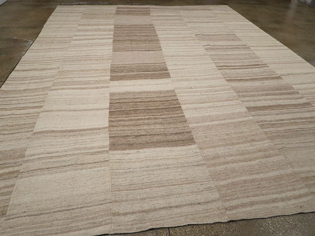 Vintage Turkish Flatweave Kilim Large Room Size Carpet, No.33098 - Staging