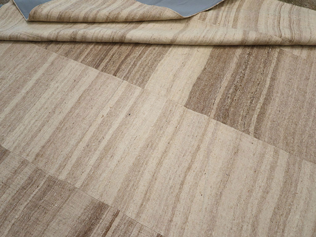 Vintage Turkish Flatweave Kilim Large Room Size Carpet, No.33098 - Staging