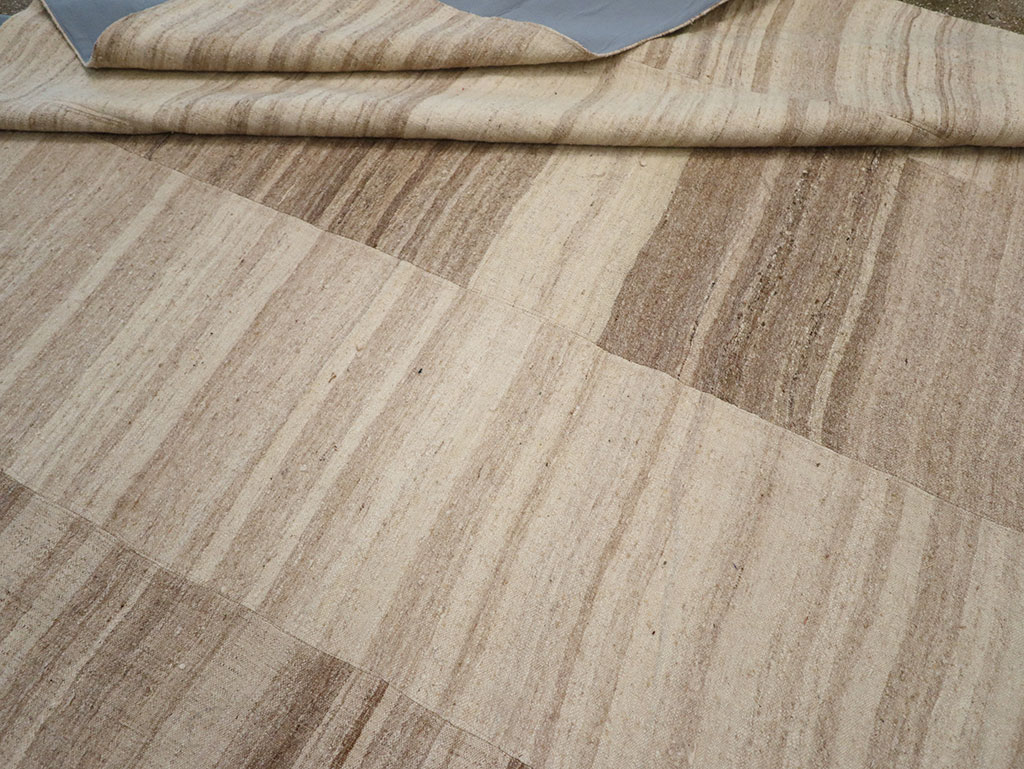 Vintage Turkish Flatweave Kilim Large Room Size Carpet, No.33098 - Staging