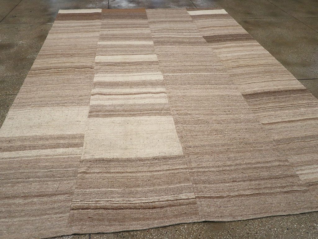 Vintage Turkish Flatweave Kilim Room Size Carpet, No.33099 - Staging